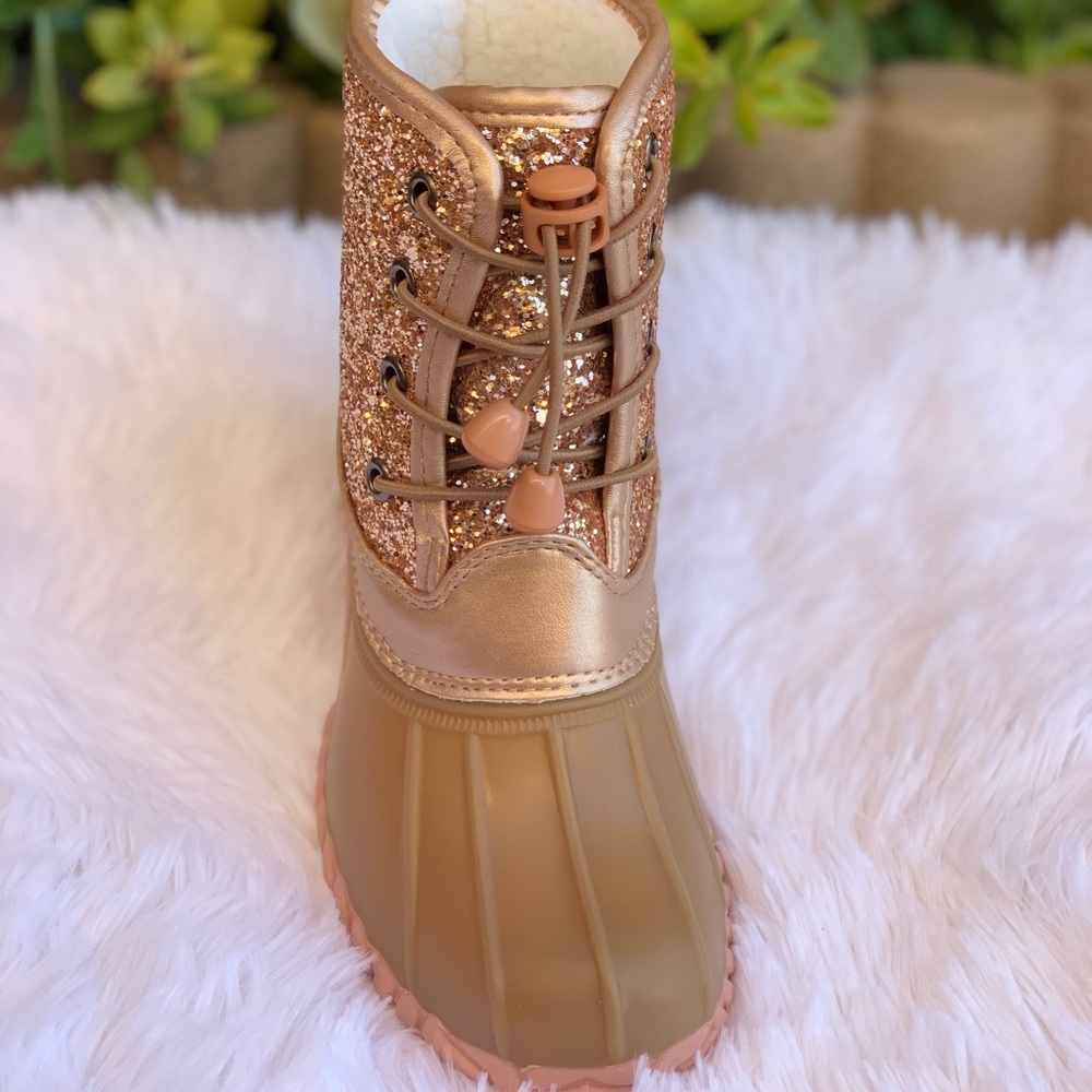 NEW** GIRLS ROSE GOLD GLITTER LACE UP DUCK BOOTS - Picture 3 of 5